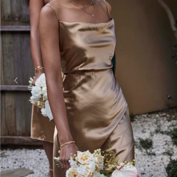 Amani Dresses & Skirts - Chic Satin Midi Dress in Gold